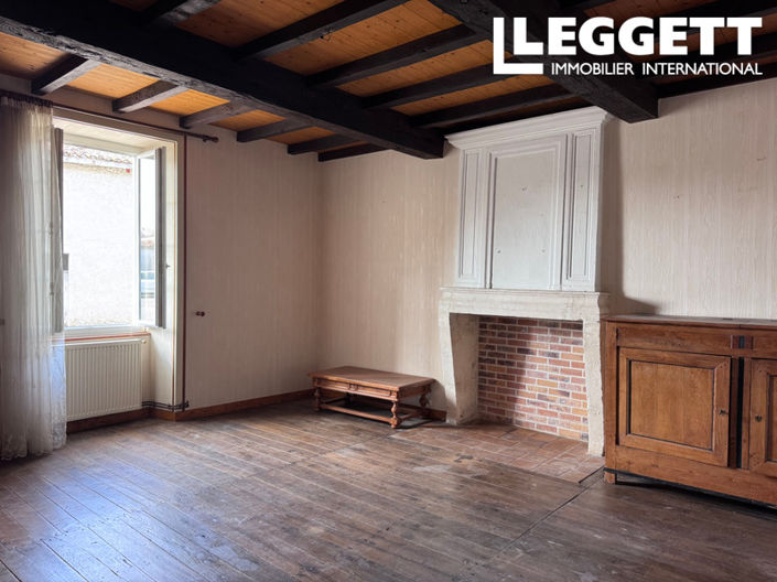 Image No.3-Maison de 5 chambres à vendre à Barbezieux-Saint-Hilaire