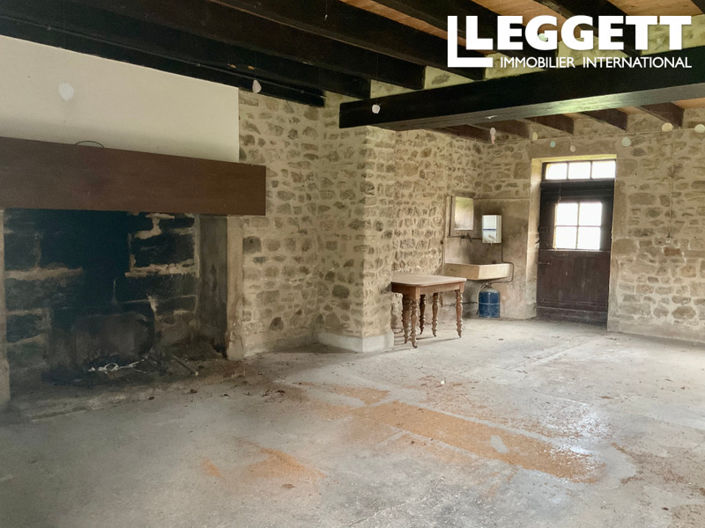 Image No.10-4 Bed House for sale