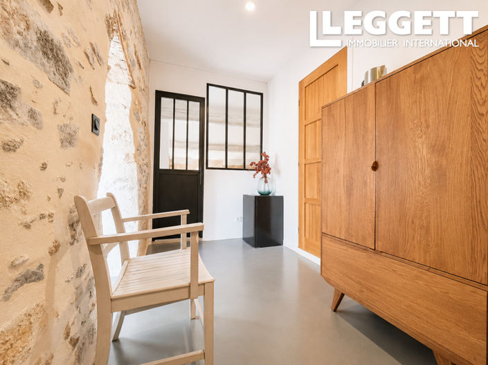Image No.9-3 Bed House for sale