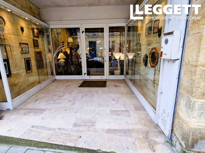 Image No.8-Commercial à vendre à Saint-Emilion