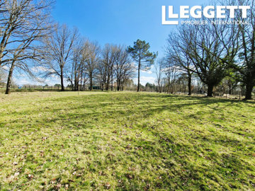 1 - Dordogne, Terreno