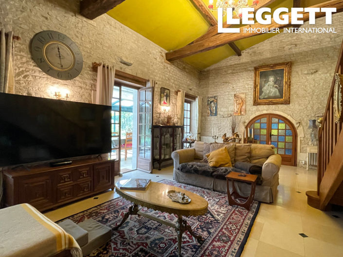 Image No.6-4 Bed House for sale