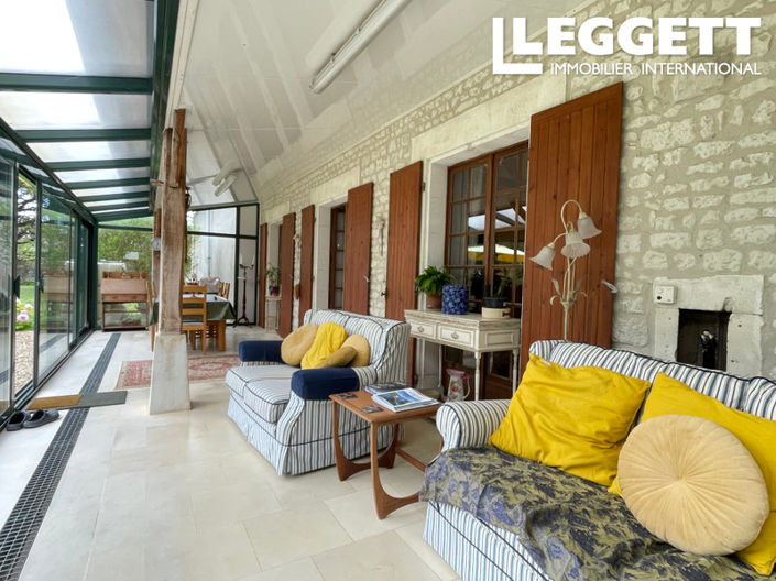 Image No.8-4 Bed House for sale
