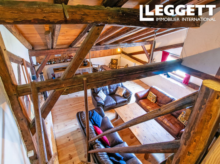 Image No.2-6 Bed House for sale