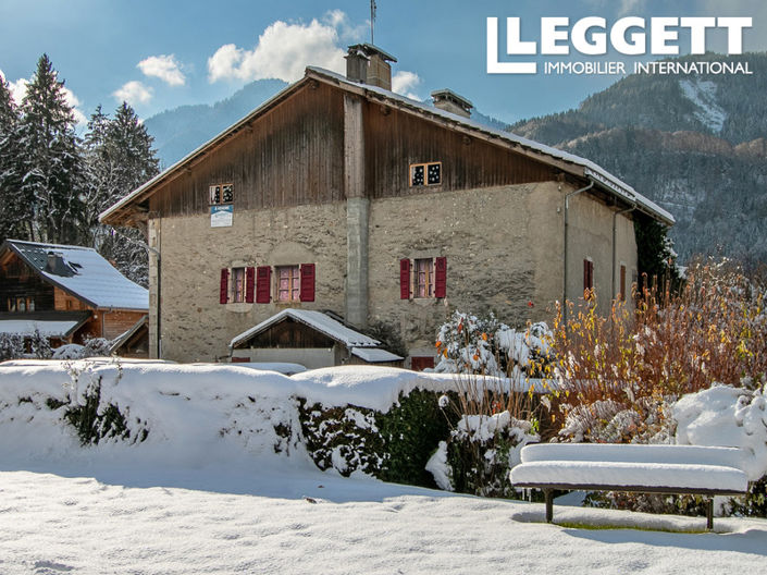 Image No.7-6 Bed House for sale