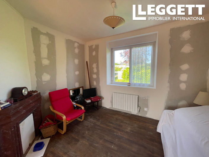 Image No.8-2 Bed House for sale