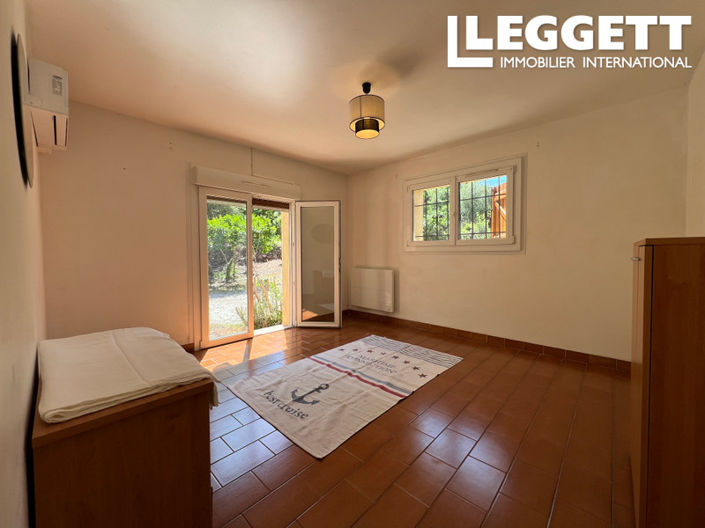 Image No.6-3 Bed House for sale