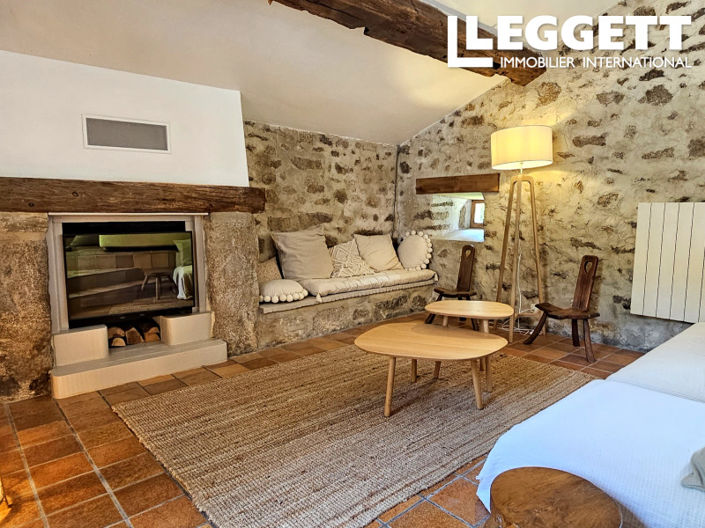 Image No.10-4 Bed House for sale
