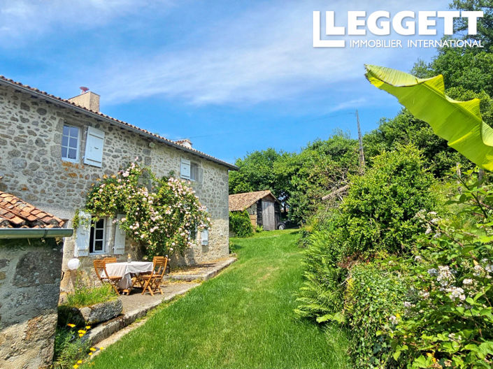 Image No.2-4 Bed House for sale