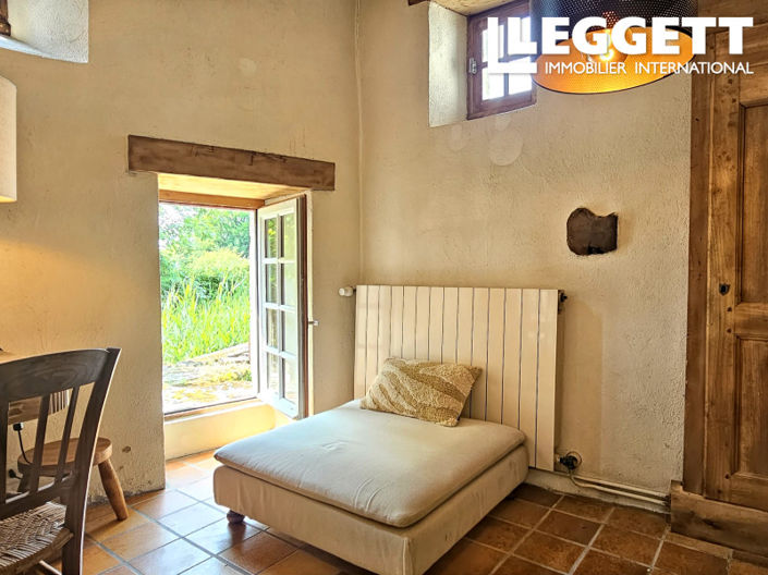 Image No.7-4 Bed House for sale