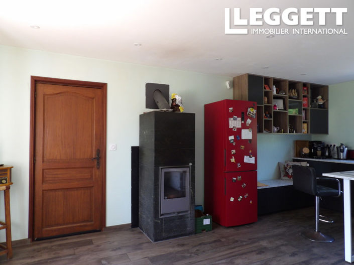 Image No.9-5 Bed House for sale