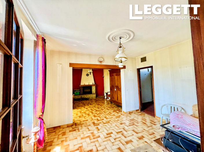 Image No.4-3 Bed House for sale