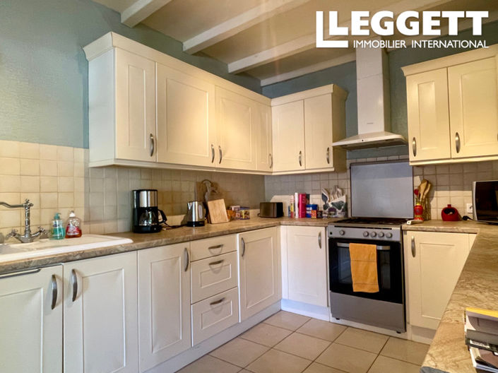 Image No.6-3 Bed House for sale