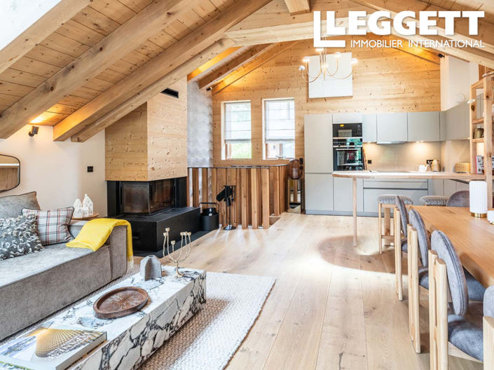 Image No.2-5 Bed House for sale