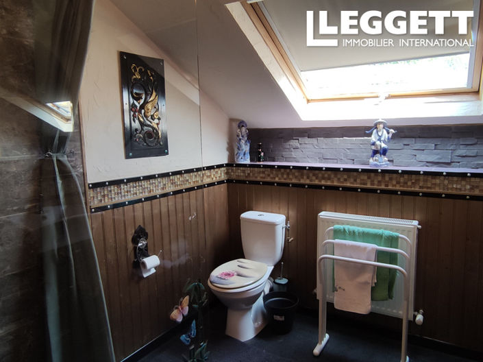 Image No.9-3 Bed House for sale