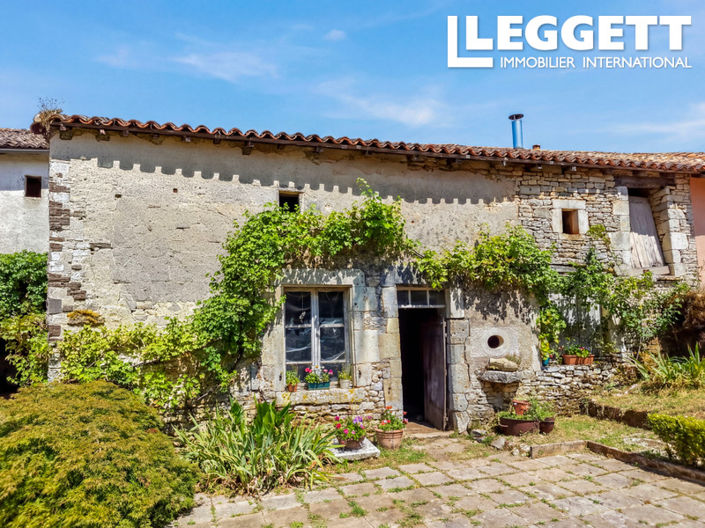 Image No.2-Maison de 4 chambres à vendre à Champagné-le-Sec