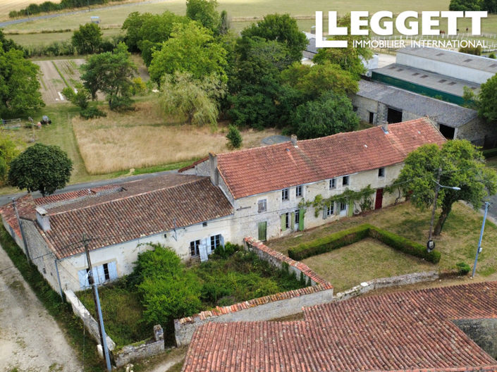 Image No.9-20 Bed House for sale