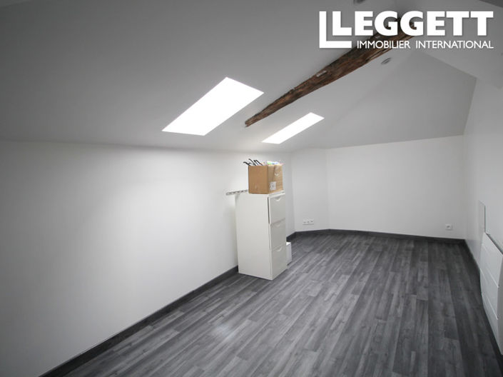 Image No.9-3 Bed House for sale