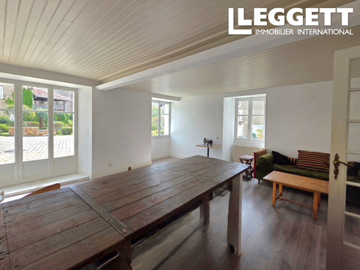 Image No.2-5 Bed House for sale