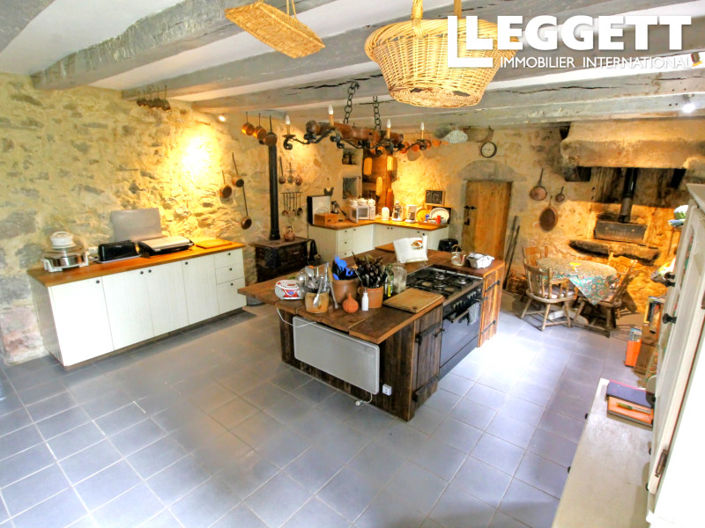 Image No.3-4 Bed House for sale