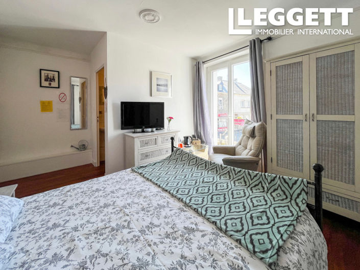 Image No.7-3 Bed House for sale