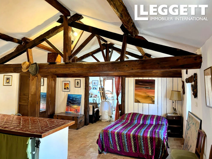 Image No.3-3 Bed House for sale