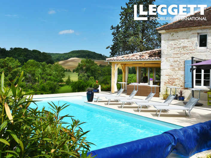 Image No.2-Châteaux de 10 chambres à vendre à Castelmoron-sur-Lot