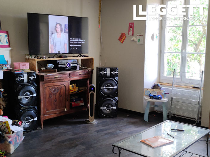 Image No.9-3 Bed House for sale