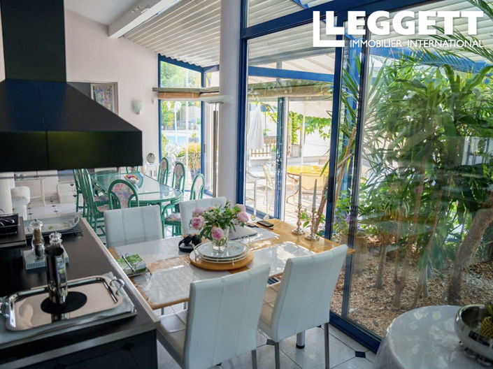 Image No.10-4 Bed House for sale