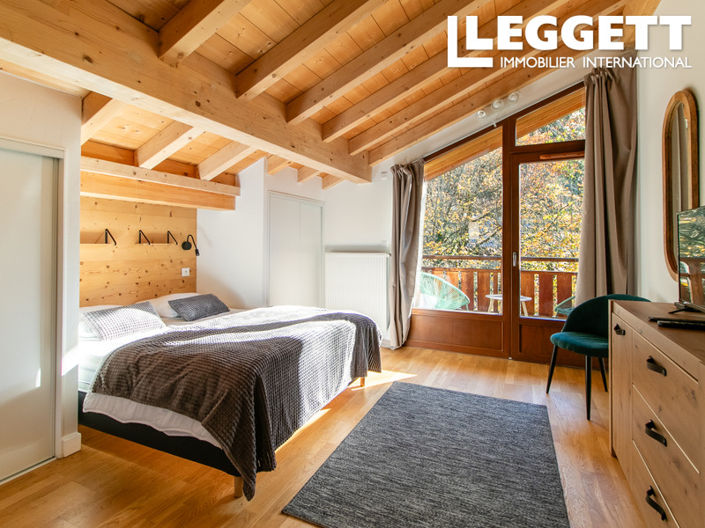 Image No.4-4 Bed House for sale