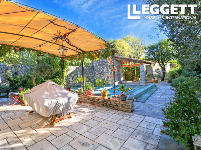 Image No.8-4 Bed House for sale