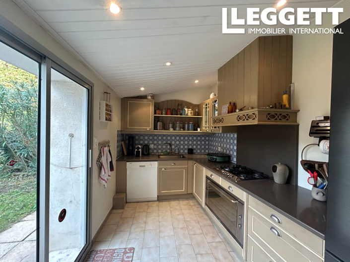 Image No.5-4 Bed House for sale