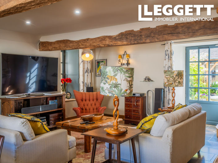 Image No.7-5 Bed House for sale