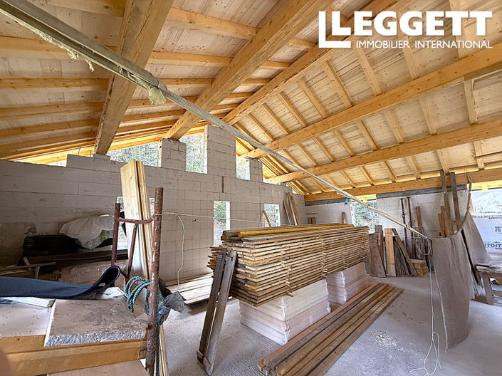 Image No.7-3 Bed House for sale