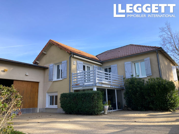 Image No.10-3 Bed House for sale