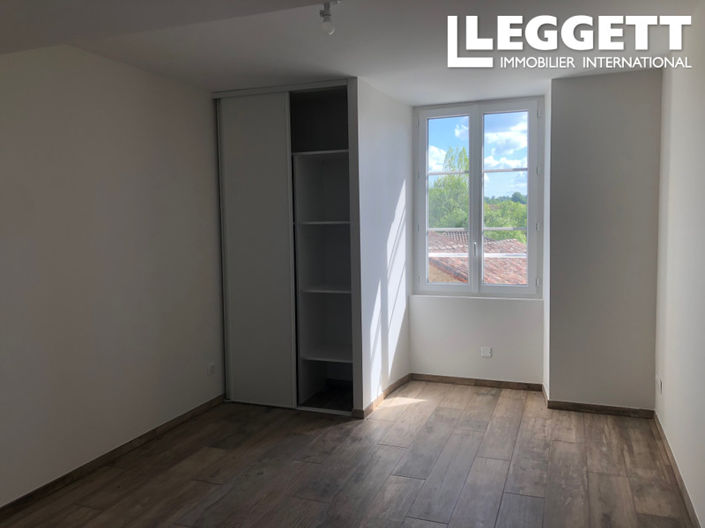 Image No.7-3 Bed House for sale