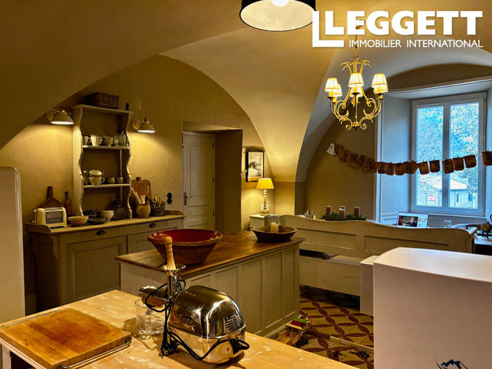 Image No.4-2 Bed House for sale