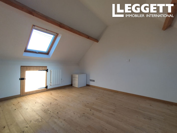 Image No.7-4 Bed House for sale