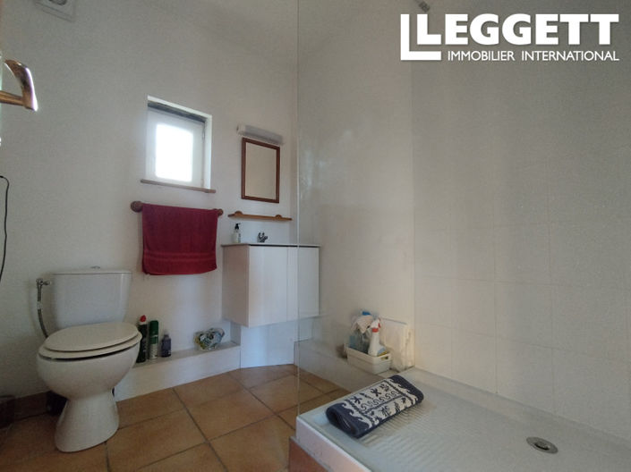 Image No.9-4 Bed House for sale