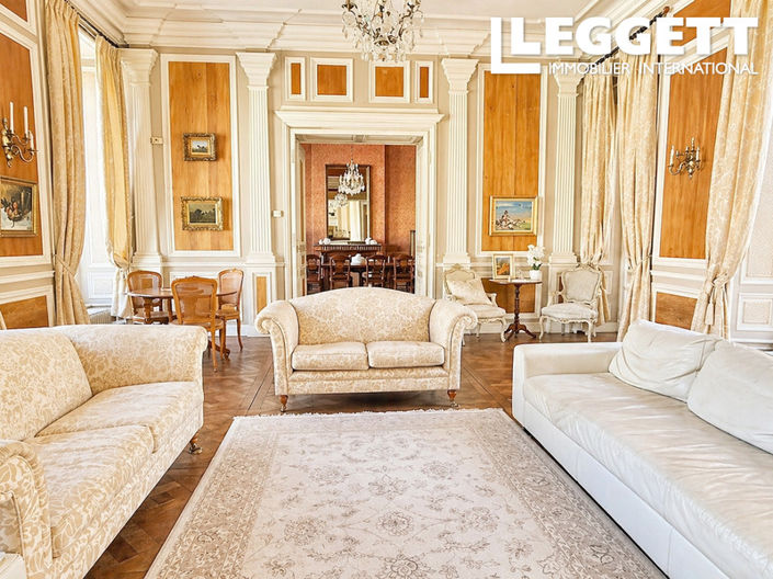 Image No.3-6 Bed House for sale