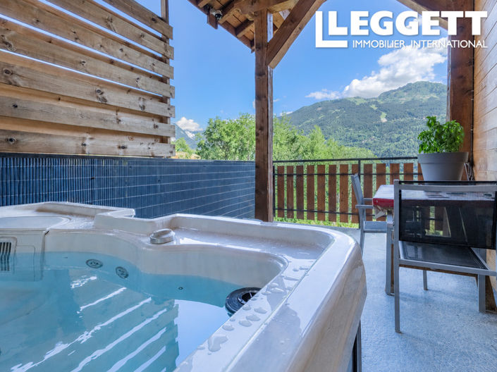 Image No.7-5 Bed House for sale