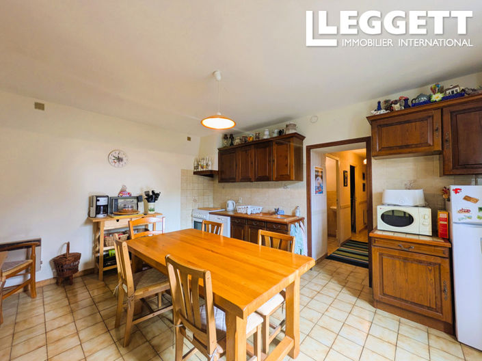 Image No.6-3 Bed House for sale