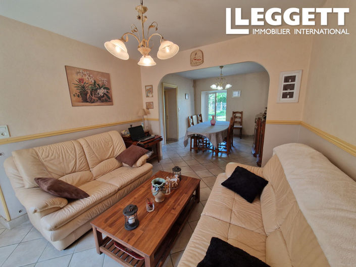 Image No.5-3 Bed House for sale