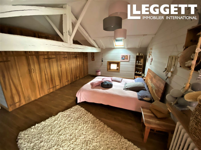 Image No.6-3 Bed House for sale
