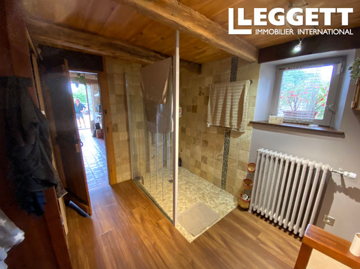 Image No.8-3 Bed House for sale