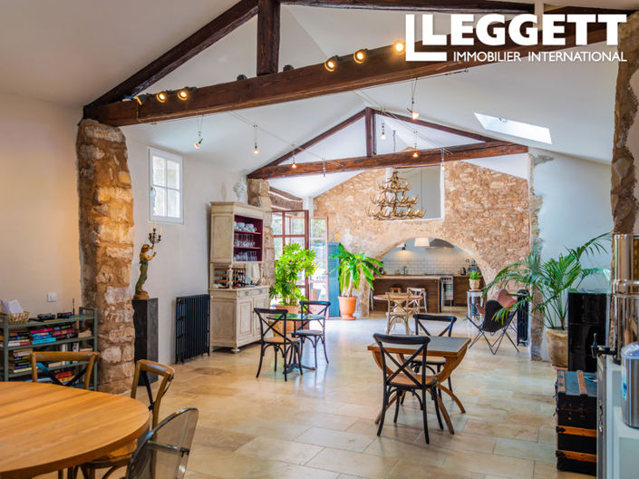 Image No.7-6 Bed Chateaux for sale