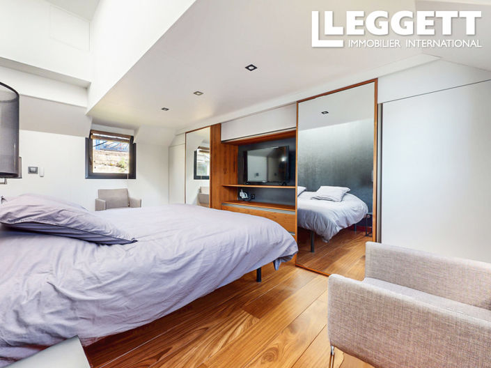 Image No.6-3 Bed House for sale