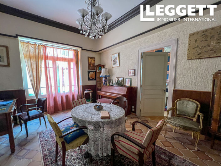 Image No.3-6 Bed House for sale