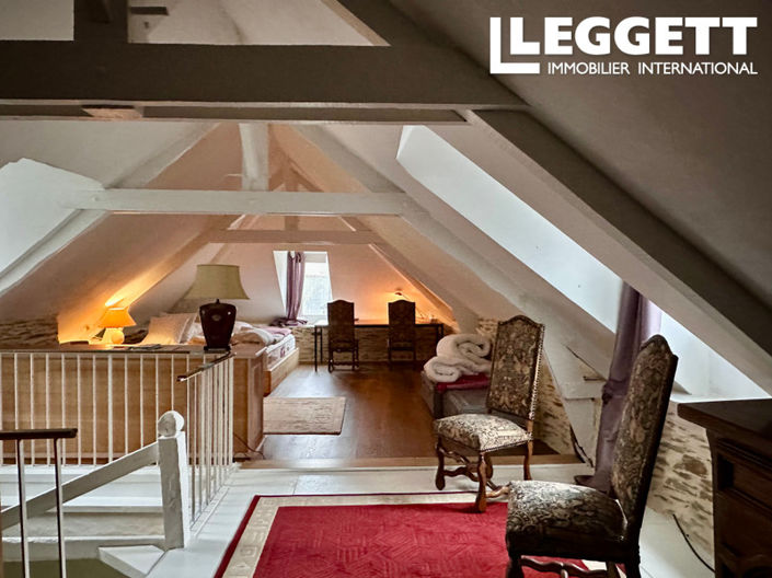 Image No.7-4 Bed House for sale