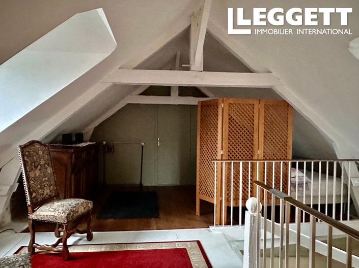 Image No.8-4 Bed House for sale